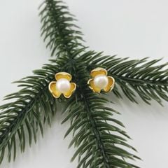 Bông Tai Ngọc Trai Tự Nhiên Hoa Hiệu Ứng 3 Cánh Nở Sống Động MADAME HIEN PEARLS BTN106