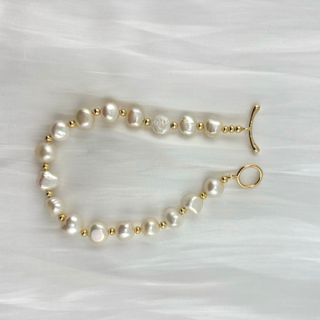 Vòng Tay Hạt Trai Baroque 7-8mm Tự Nhiên MADAME HIEN PEARLS Khoá OT VTB003