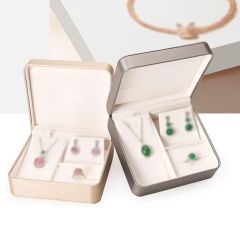 Hộp Da PU Đựng Bộ Nữ Trang MADAME HIEN PEARLS Sang Trọng 14cm x 13,5cm x 5,5cm PKG022