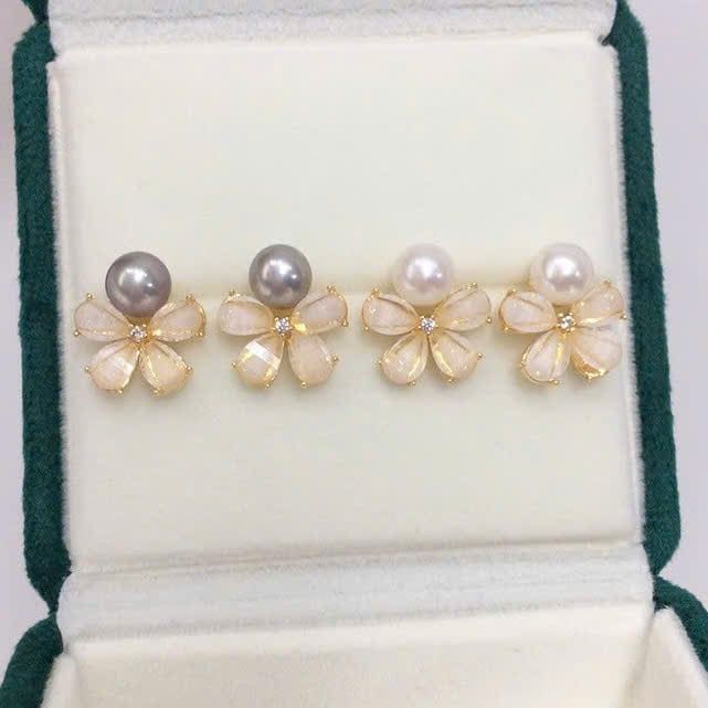 Bông Tai Ngọc Trai Tự Nhiên Dáng Hoa Bọc Vàng 18K Kim Bạc s925 MADAME HIEN PEARLS BTN144