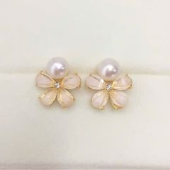 Bông Tai Ngọc Trai Tự Nhiên Dáng Hoa Bọc Vàng 18K Kim Bạc s925 MADAME HIEN PEARLS BTN144