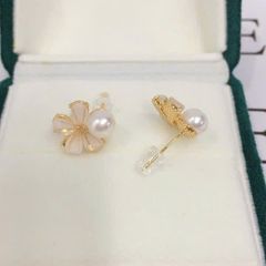 Bông Tai Ngọc Trai Tự Nhiên Dáng Hoa Bọc Vàng 18K Kim Bạc s925 MADAME HIEN PEARLS BTN144