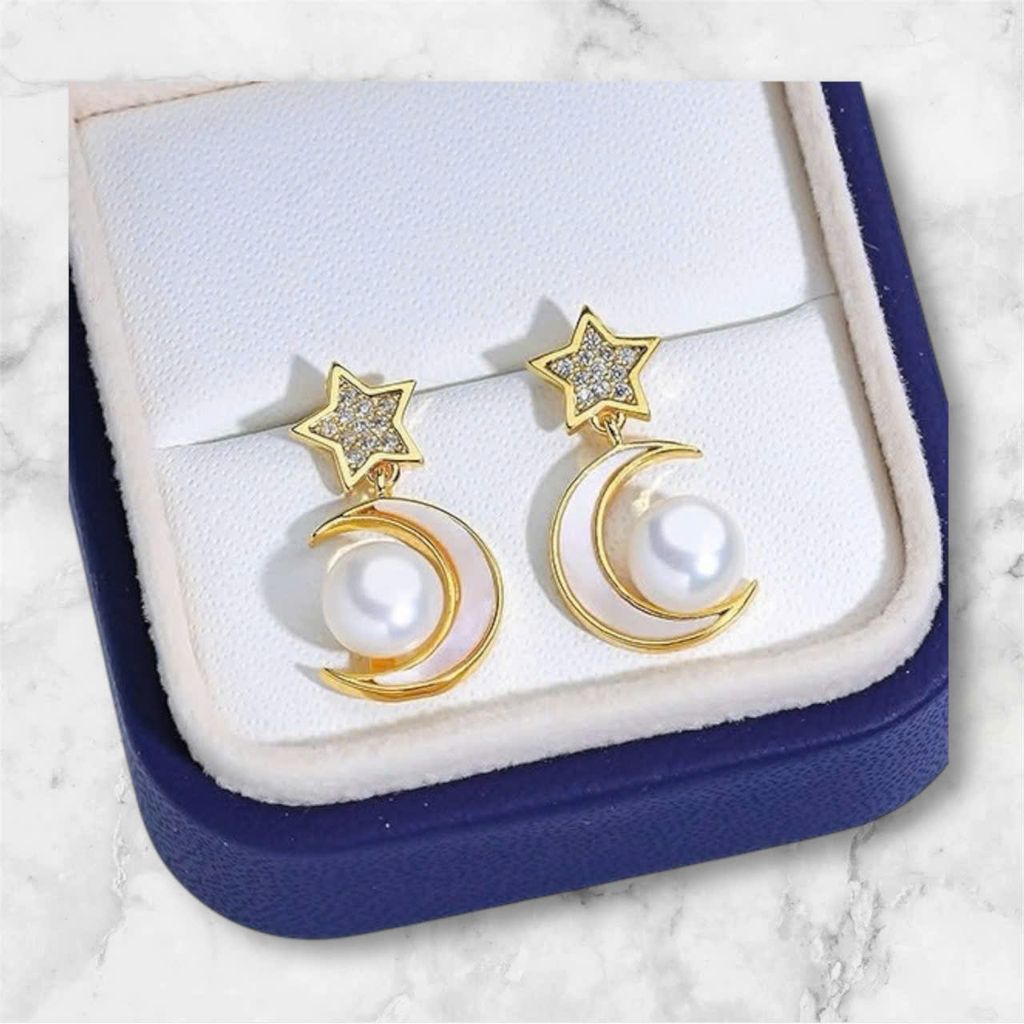 Bông Tai Ngọc Trai Tự Nhiên Kiểu Trăng Khuyết MADAME HIEN PEARLS Cho Nữ BTN029