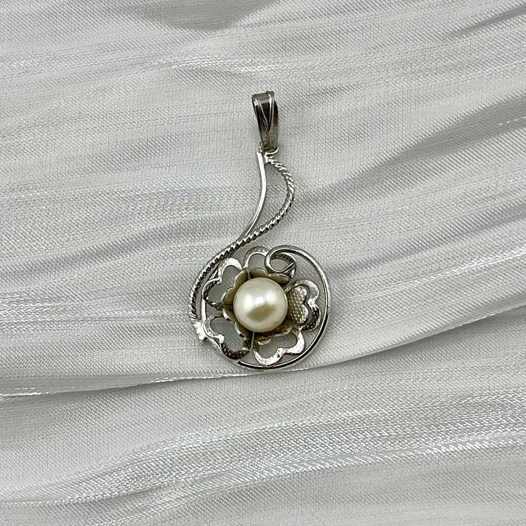 [SALE] Mặt Dây Chuyền Ngọc Trai Tự Nhiên Khung Bạc Cầu Kỳ Hoa Lá MADAME HIEN PEARLS SALEMN002