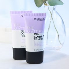 Catrice Kem Lót Kềm Dầu 30ml