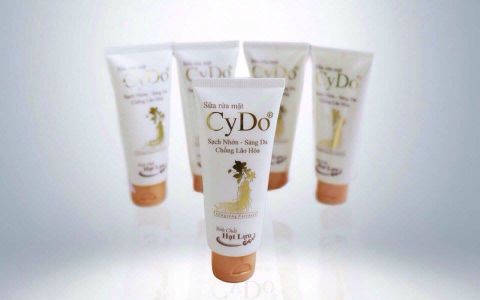 Cydo Sữa Rửa Mặt Tinh Chất Hạt Lựu 100ml