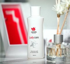 Lady Care Dung Dịch Vệ Sinh Phụ Nữ 150ml