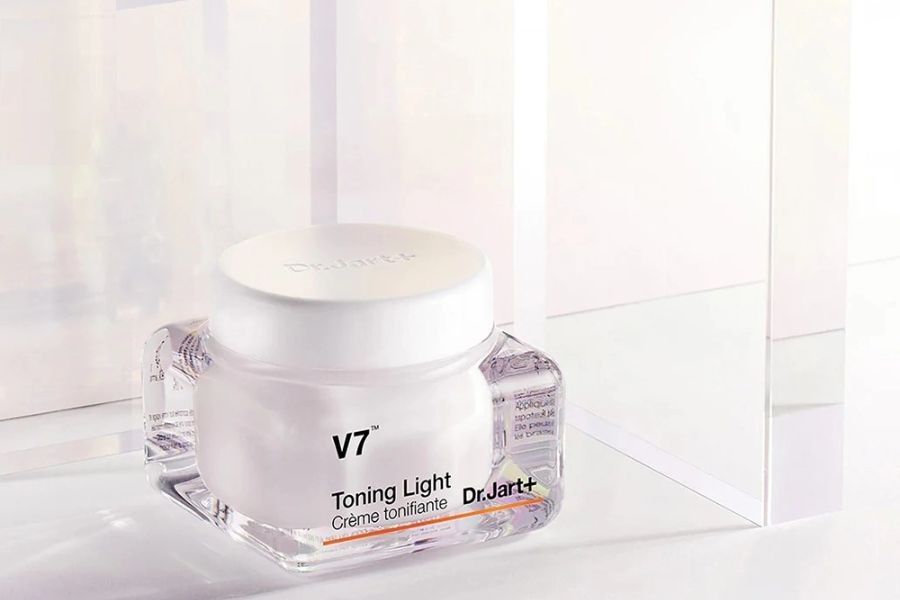Kem Dưỡng Trắng Da Dr.Jart+ V7 Toning Light
