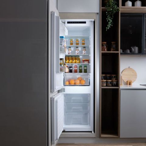 Tủ lạnh âm tủ Malloca MF-246EBI