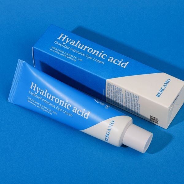 KEM DƯỠNG MẮT CẤP ẨM HỖ TRỢ PHỤC HỒI BERGAMO HYALURONIC ACID ESSENTIAL INTENSIVE EYE CREAM 100G