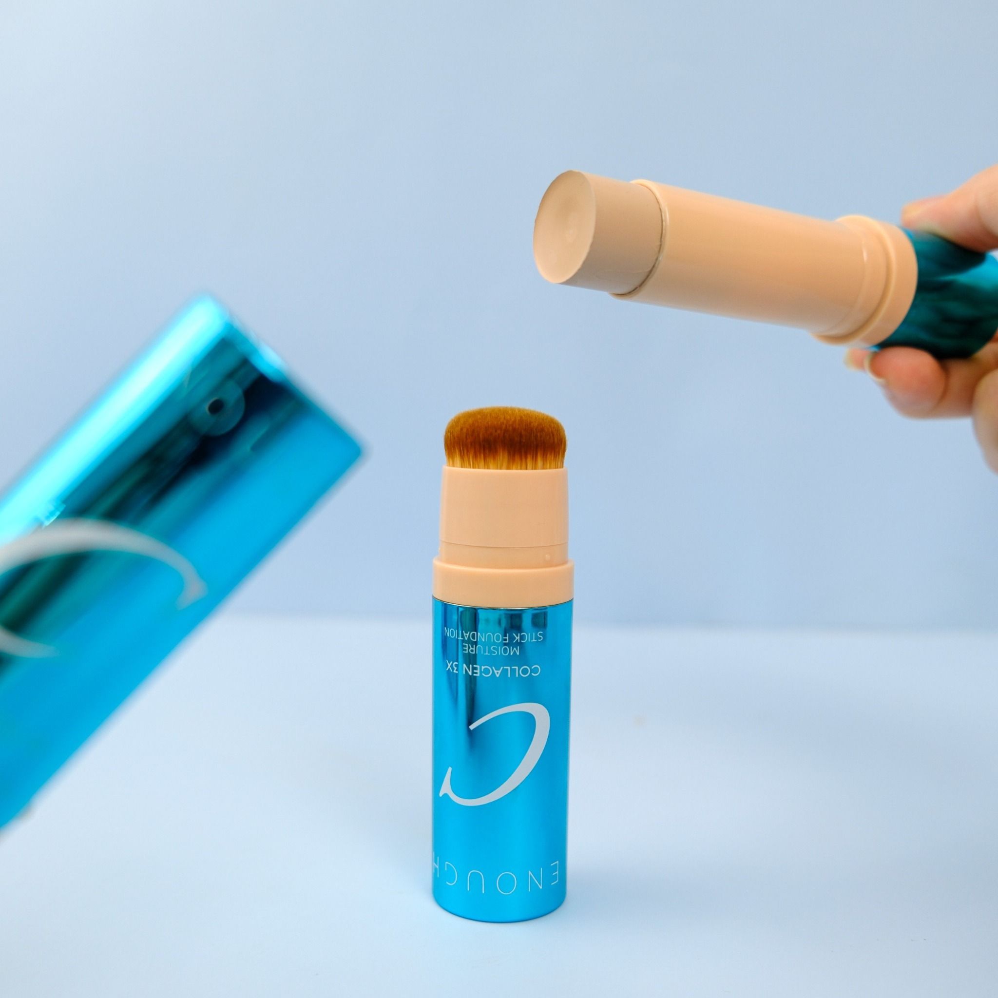 KEM NỀN DẠNG THỎI 3X ENOUGH COLLAGEN 3X MOISTURE STICK FOUNDATION