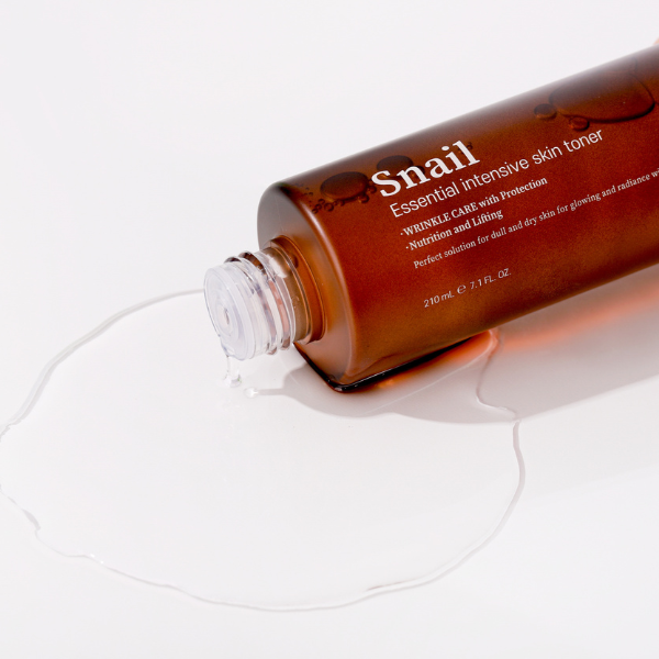 TONER ỐC SÊN BERGAMO SNAIL ESSENTIAL INTENSIVE TONER 210ML