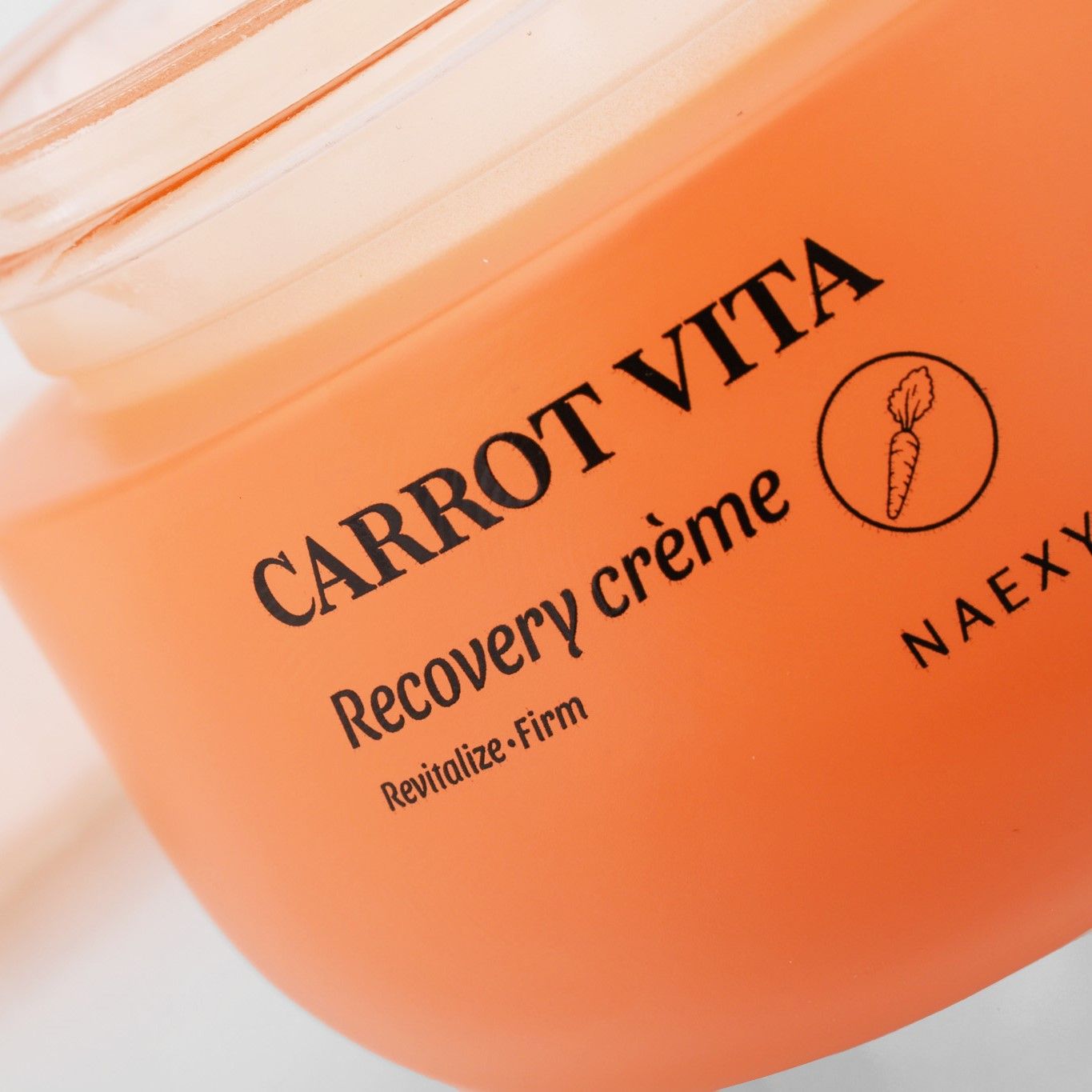 KEM DƯỠNG HỖ TRỢ PHỤC HỒI CÀ RỐT TRẮNG DA MỜ NÁM NAEXY CARROT VITA RECOVERY CREAM 50G