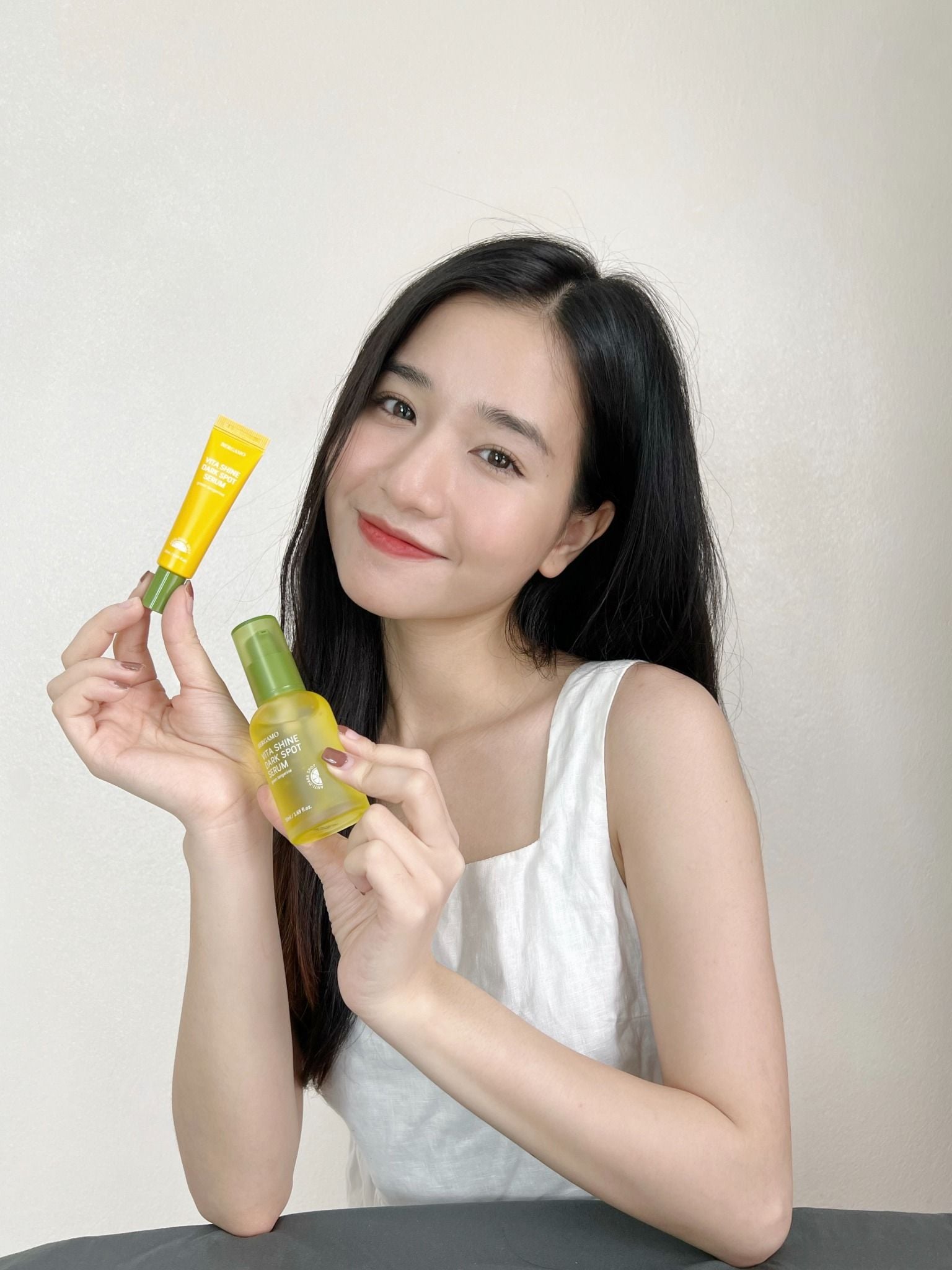 SERUM QUÝT XANH SÁNG DA MỜ THÂM NÁM BERGAMO GREEN TANGERINE VITA SHINE DARK SPOT SERUM 10ML