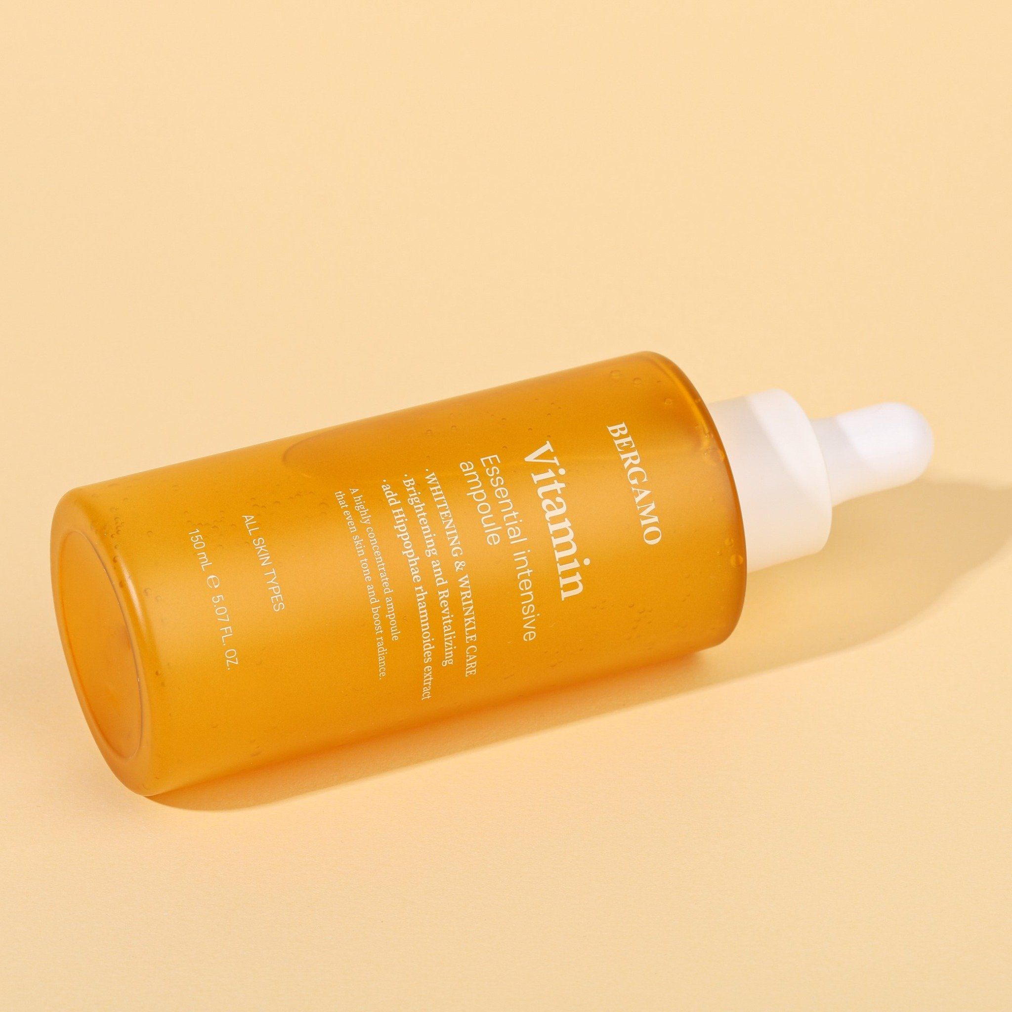 SERUM VITAMIN SÁNG DA BERGAMO VITAMIN ESSENTIAL INTENSIVE AMPOULE 150ML