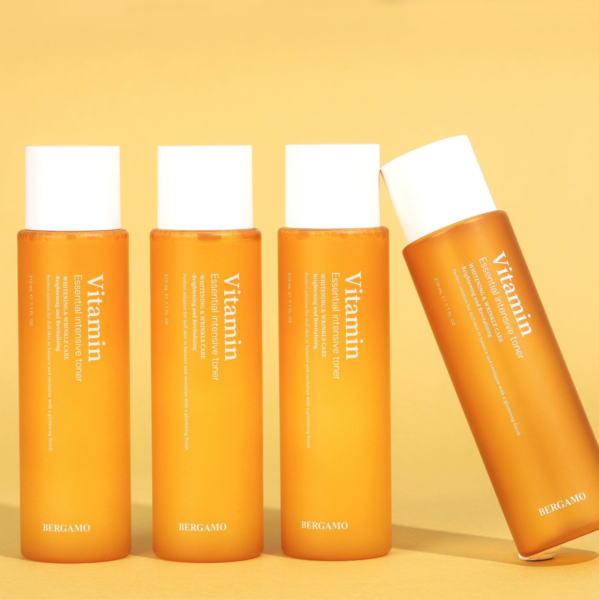 TONER VITAMIN SÁNG DA BERGAMO VITAMIN ESSENTIAL INTENSIVE TONER 210ML