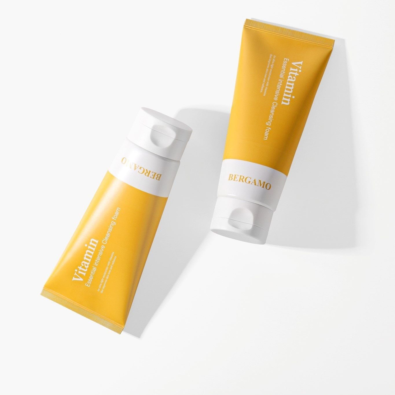 SỮA RỬA MẶT VITAMIN SÁNG DA BERGAMO INTENSIVE VITAMIN CLEANSING FOAM 120ML