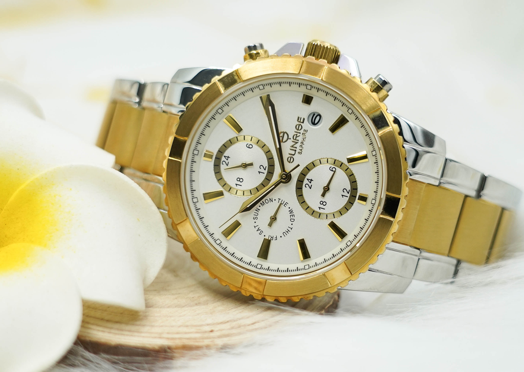Đồng Hồ Thời Trang Thể Thao Nam Sunrise DM762SWA Sapphire Dây Thép Bảo Hành Chính Hãng