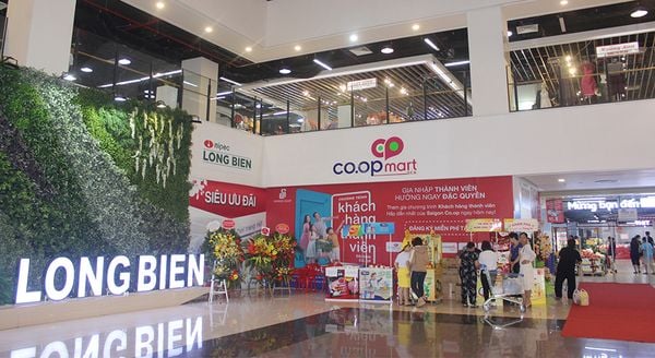  TRUNG TÂM THƯƠNG MẠI 