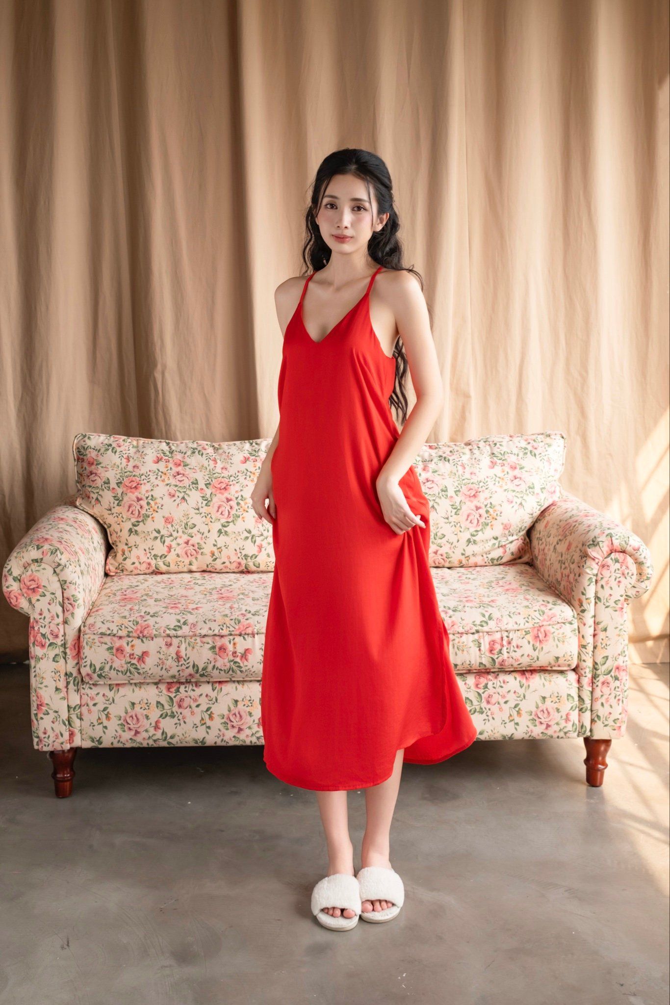  Đầm dây yếm xẻ 