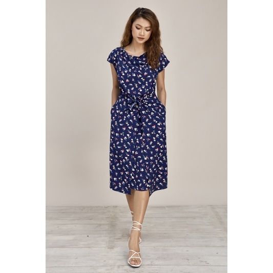  Đầm công sở cổ đổ hoa 2 lớp. 