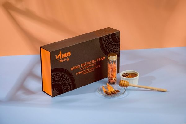 Đông trùng hạ thảo nguyên con sấy thăng hoa Venus 10g (50 con) - Nhộng trùng thảo khô