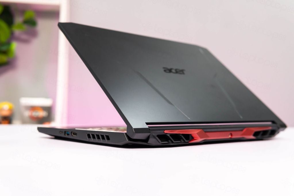 Laptop ACER NITRO 5 AN515 57 | Core i7 11800H | 8GB bus 3200MHz | SSD M2 NVMe 512GB | RTX 3050 | 15.6inch FHD 144Hz