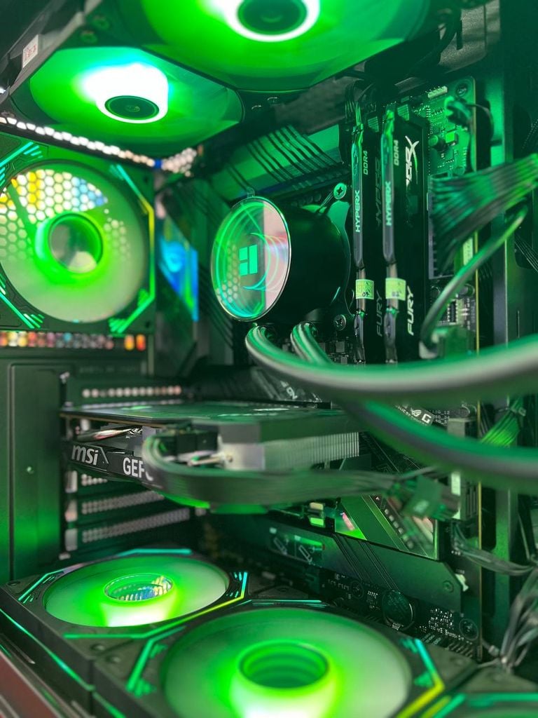 PC WORKSTATION WNSi7.13_6916406 | Z690-A | i7 13700K | DDR4 16GB | SSD 512GB | RTX 4060 8GB | 850W