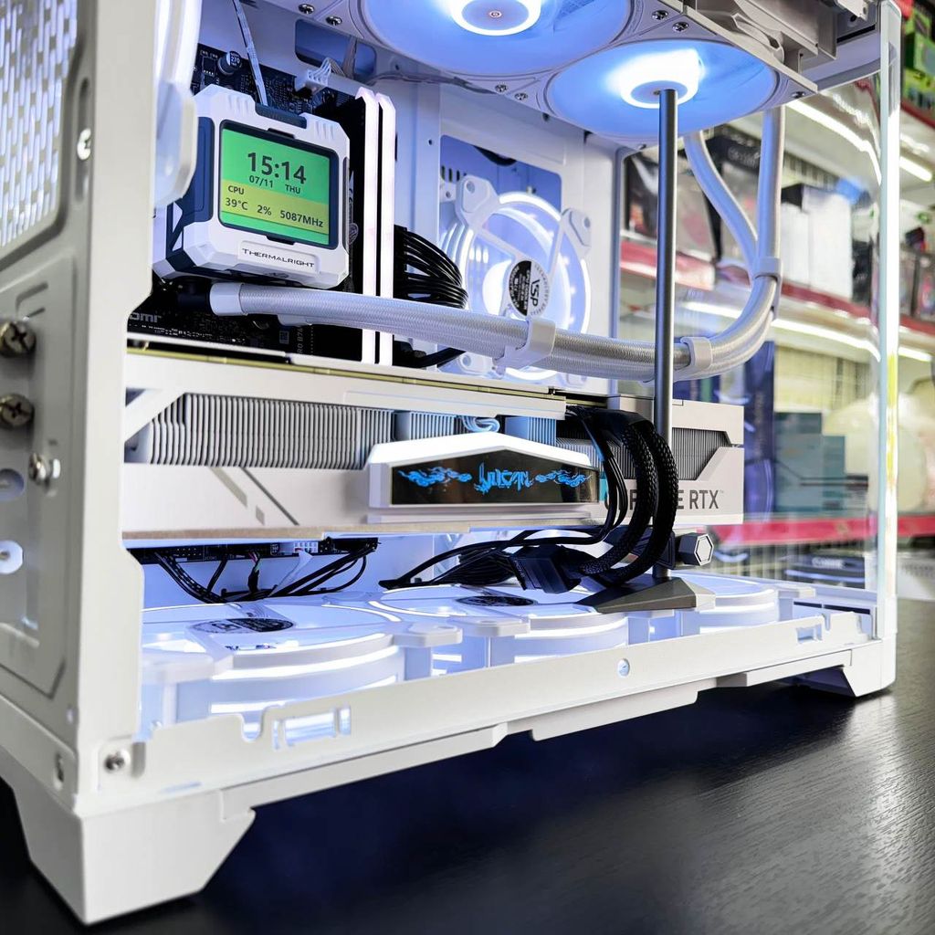 PC GAMING GNMi5.13_7632407 | Core i5 13600K | RAM 32GB | SSD M2 NVMe 1TB | RTX 4070 Ti Super 16G | PSU 850W