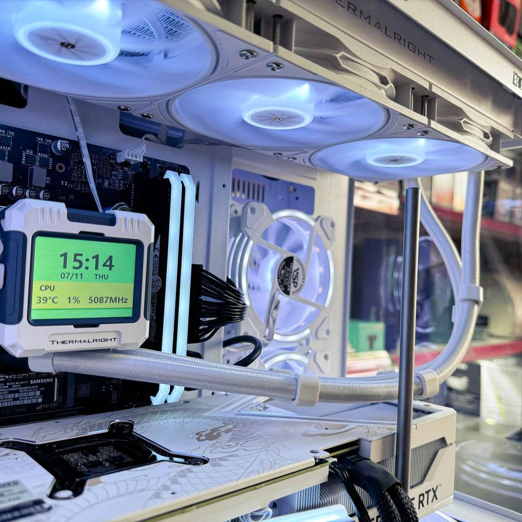 PC GAMING GNMi5.13_7632407 | Core i5 13600K | RAM 32GB | SSD M2 NVMe 1TB | RTX 4070 Ti Super 16G | PSU 850W