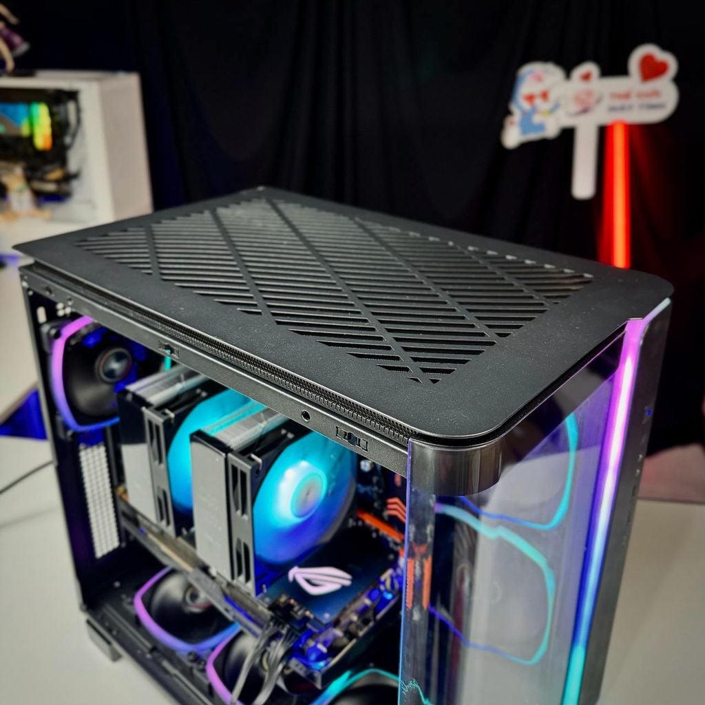 PC WORKSTATION WNSE586V4_9964108 | Dual E5 2686 V4 | GTX 1080Ti 11GB | RAM 64GB | SSD 512GB | PSU 850W | King 95