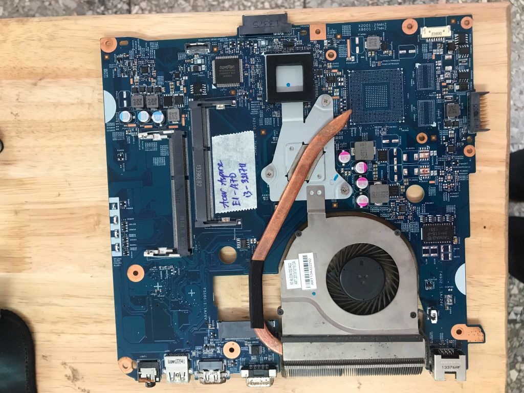 Main laptop Acer Aspire E1 470 | i3 3217U