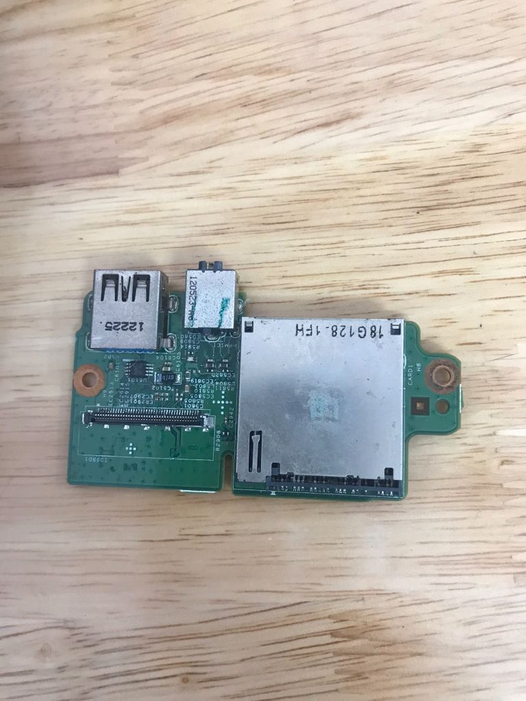 Bo phụ USB & SD laptop Dell  5423