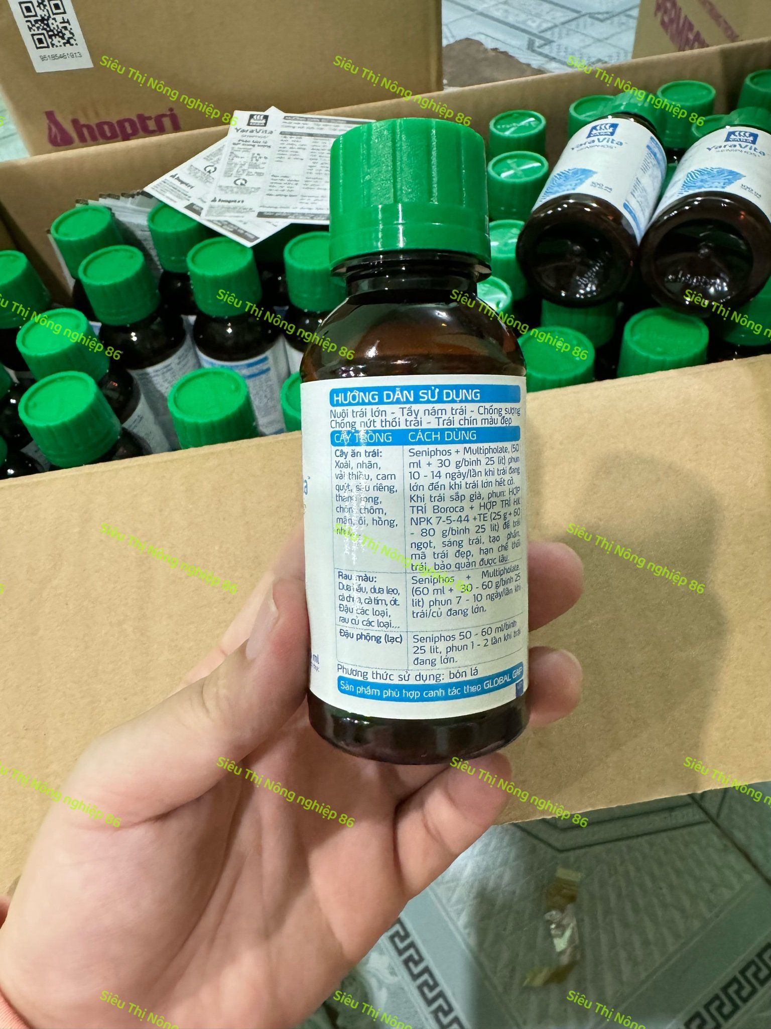 Phân bón lá Seniphos – Trái lớn, màu đẹp - Yara Seniphos 100ml 