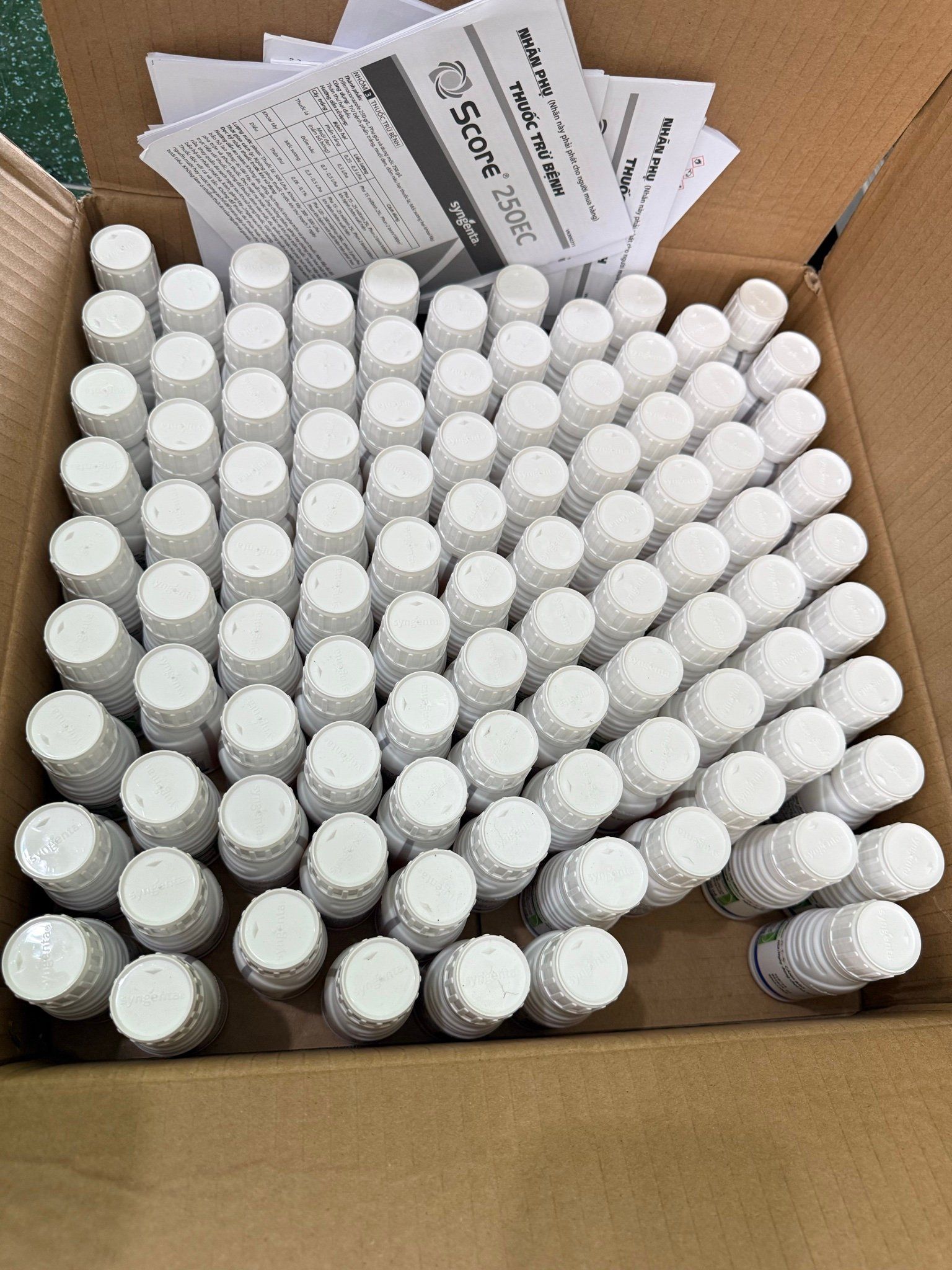  Thuốc trừ bệnh Score 250EC 50ml Đặc trị Phấn trắng và Thán thư 