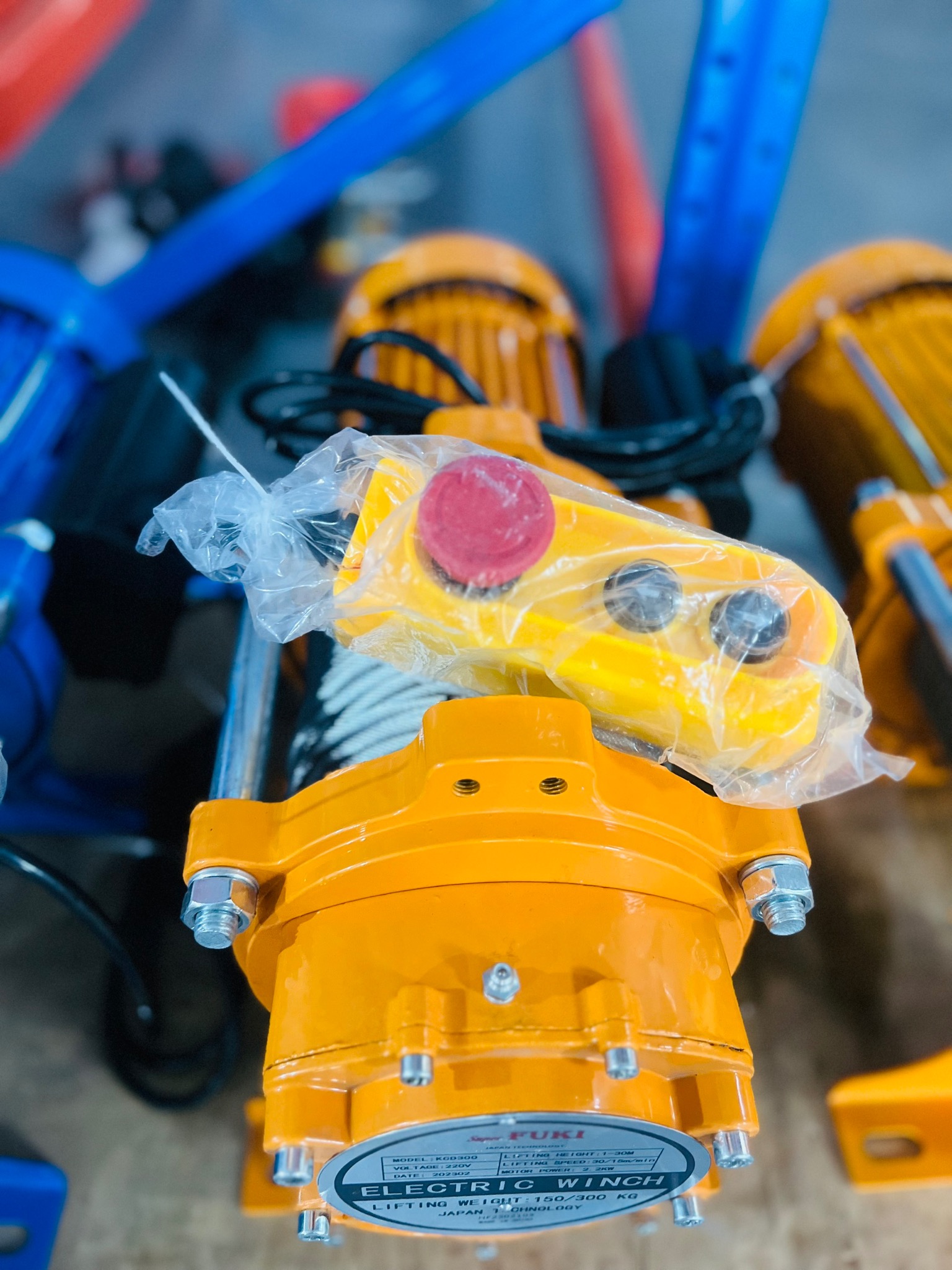 Tời xây dựng KCD 150/300KG