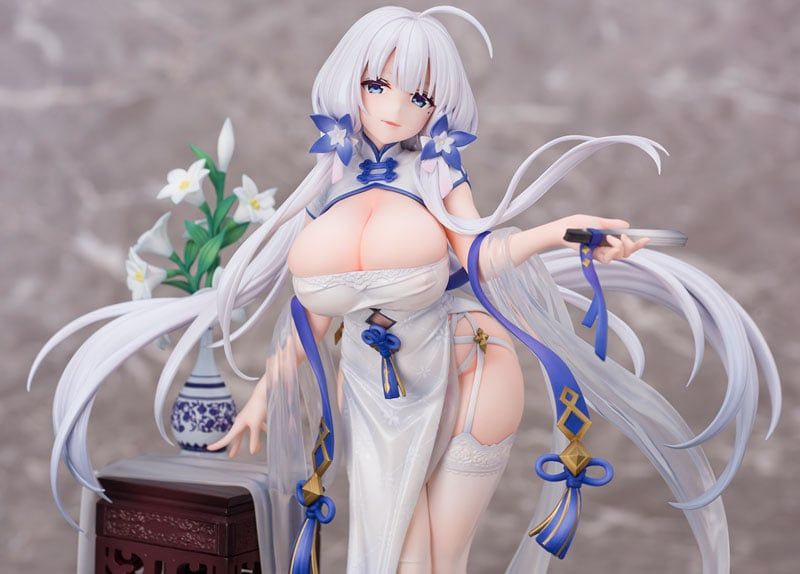  Azur Lane Illustrious Maiden Lily's Radiance Ver. 1/7 