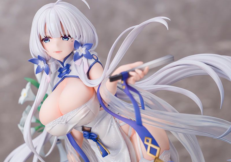  Azur Lane Illustrious Maiden Lily's Radiance Ver. 1/7 