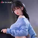  Guitar Girl - She is Real Studio 