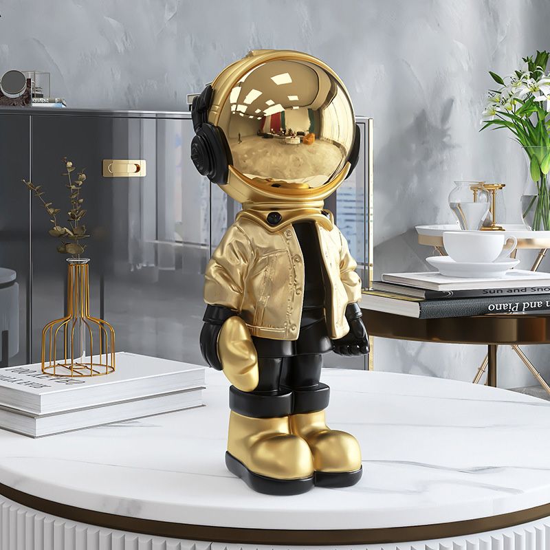 [Order] Đồ decor - Tượng phi hành gia cầm ngôi sao