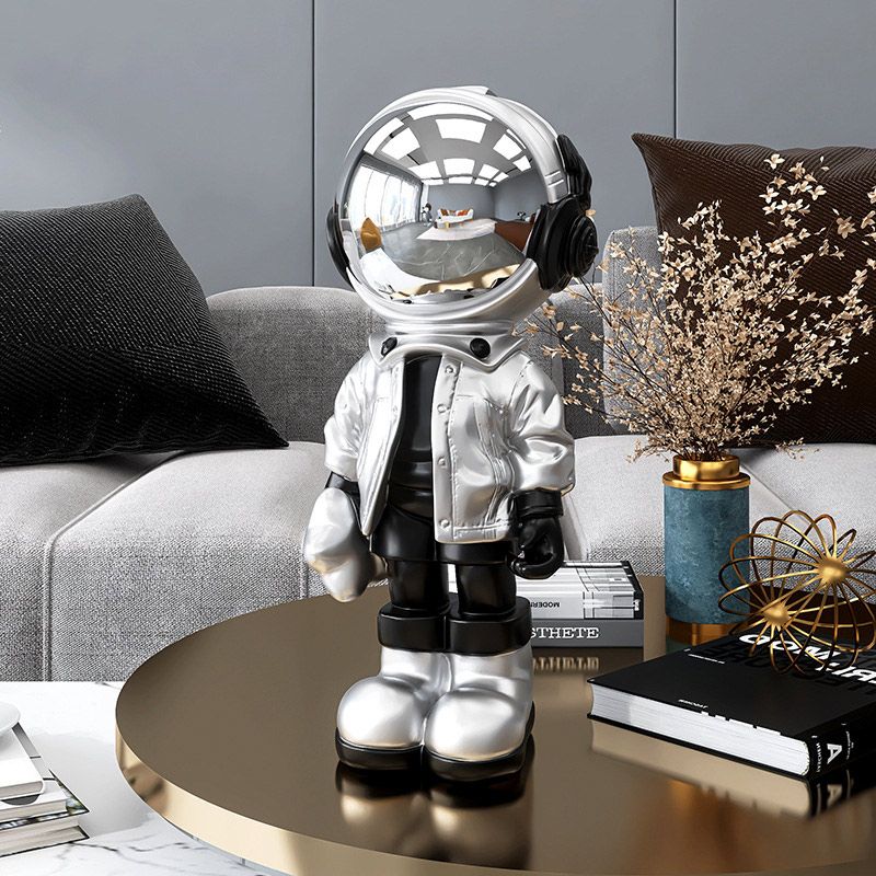 [Order] Đồ decor - Tượng phi hành gia cầm ngôi sao