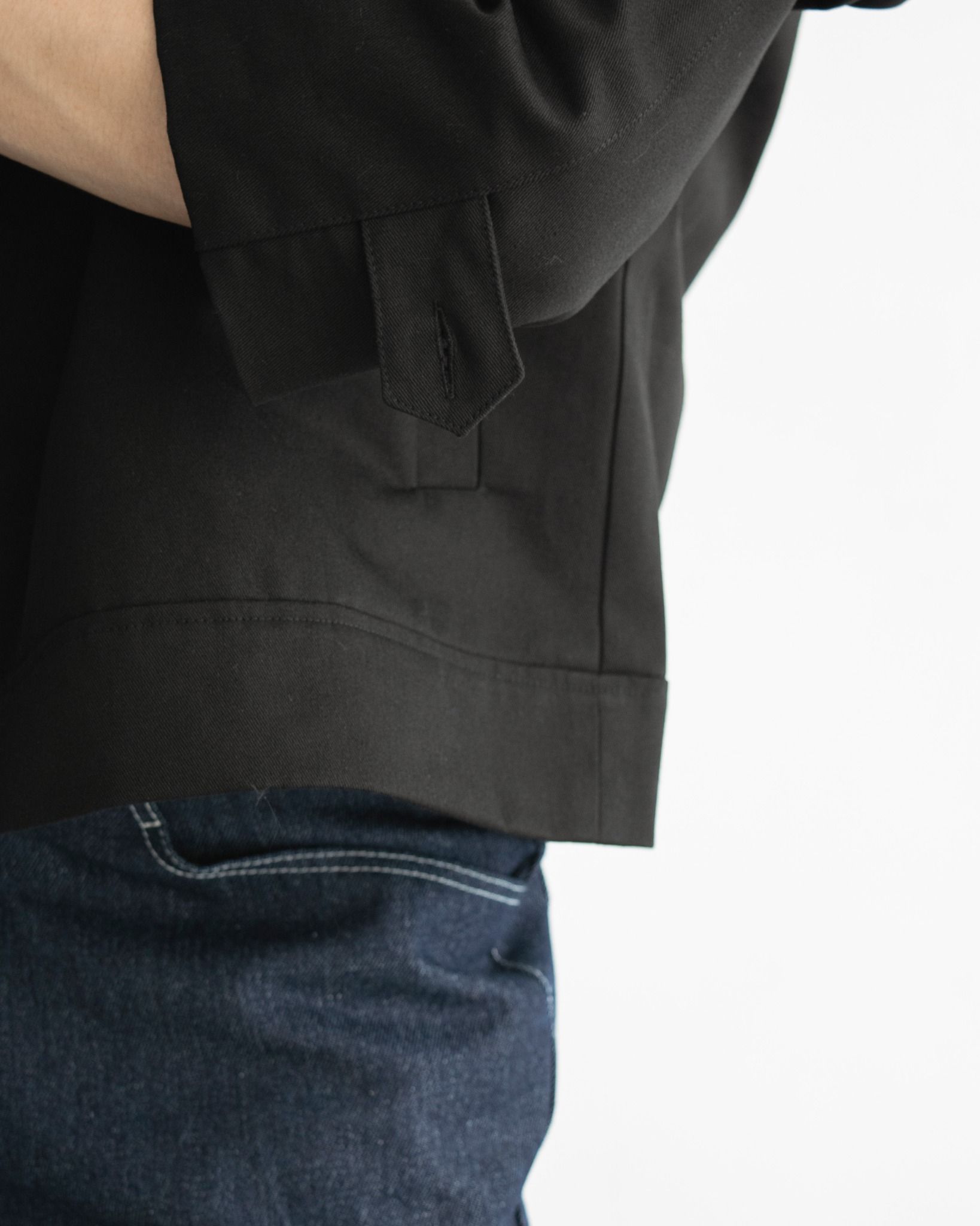 BEGINNING CROPPED JACKET | BLACK