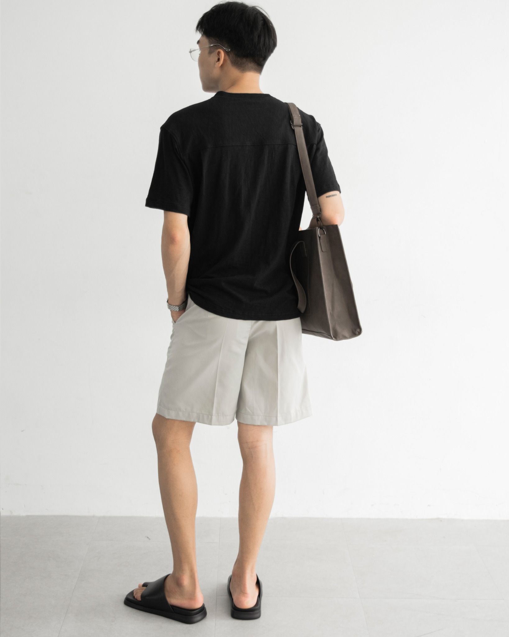 LOOSE FIT T-SHIRTS | BLACK