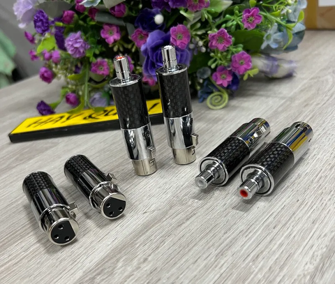  T6-22E1​ Jack chuyển đổi trung gian XLR ra RCA Carbon adaptor - Audiophile 