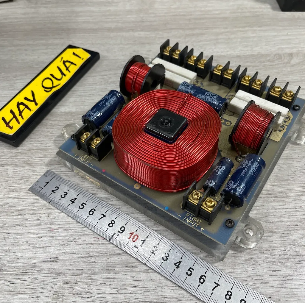 T4-09C Bộ phân tần crossover - Bán nguyên vỉ (20cm x 18cm) - Hết hàng