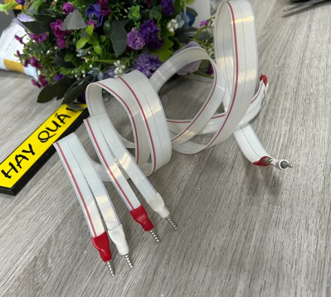  T4-08H​ Dây loa lụa RED - Flat Wire - Silver Plated Teflon Wire - Ultra Flat Speaker Cable 