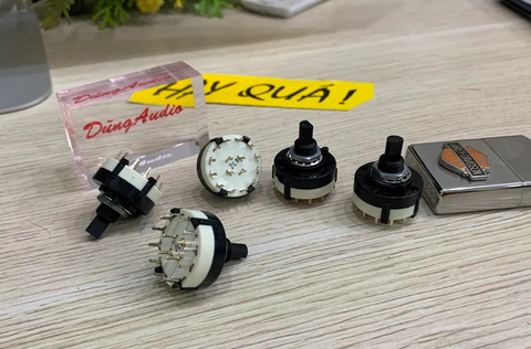  T9-11E​ Selector - Công tắc máy 