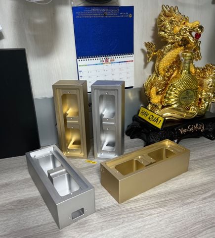  T15-12A​ Vỏ hộp ổ cắm điện đôi rỗng - Nhôm nguyên khối CNC - H70 