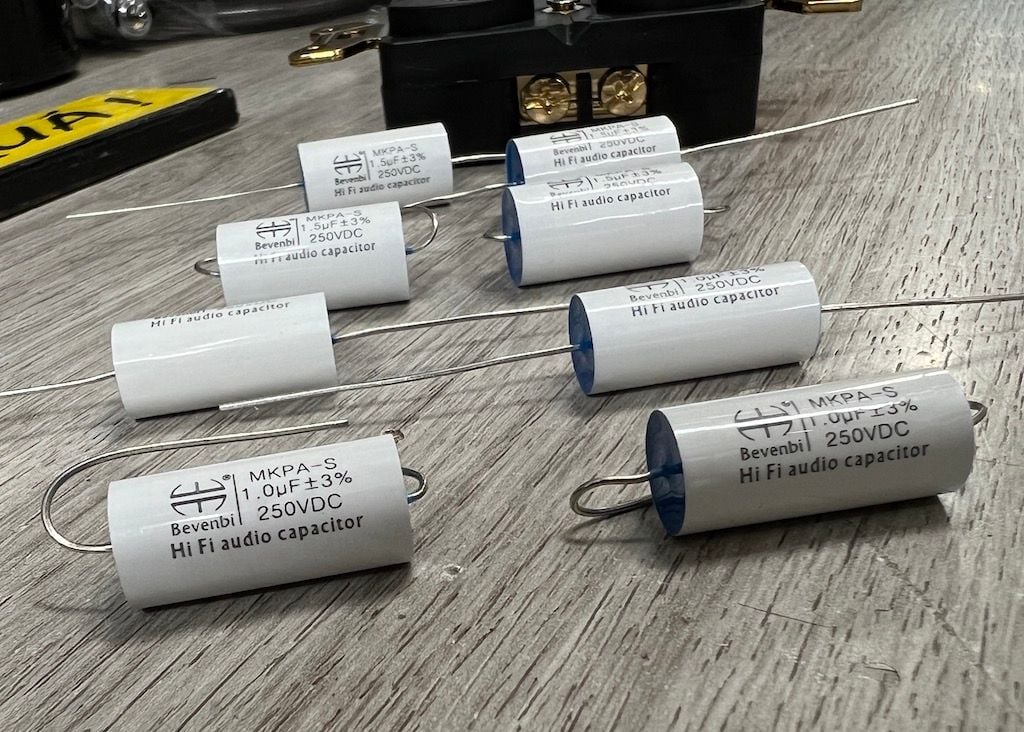 T9-10D2​ Tụ điện bạc Bevenbi 1uF - 250V Silver Foil Capacitor