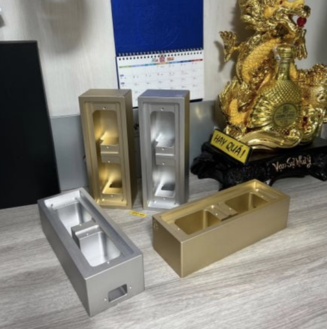  T15-12A​ Vỏ hộp ổ cắm điện đôi rỗng - Nhôm nguyên khối CNC - H70 